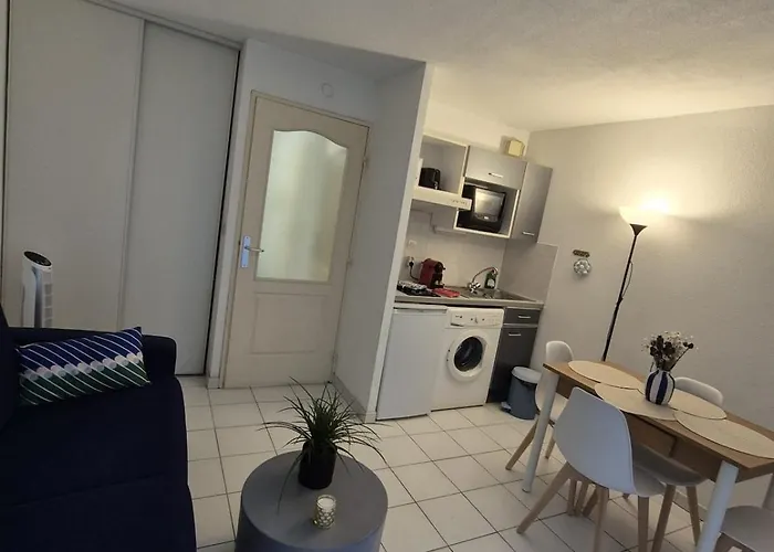 4 Pers Avec Coin Nuit Fréjus